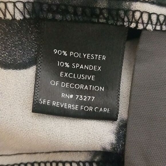 Simply Vera Wang Womens Printed Dress.   C1 - Picture 6 of 6